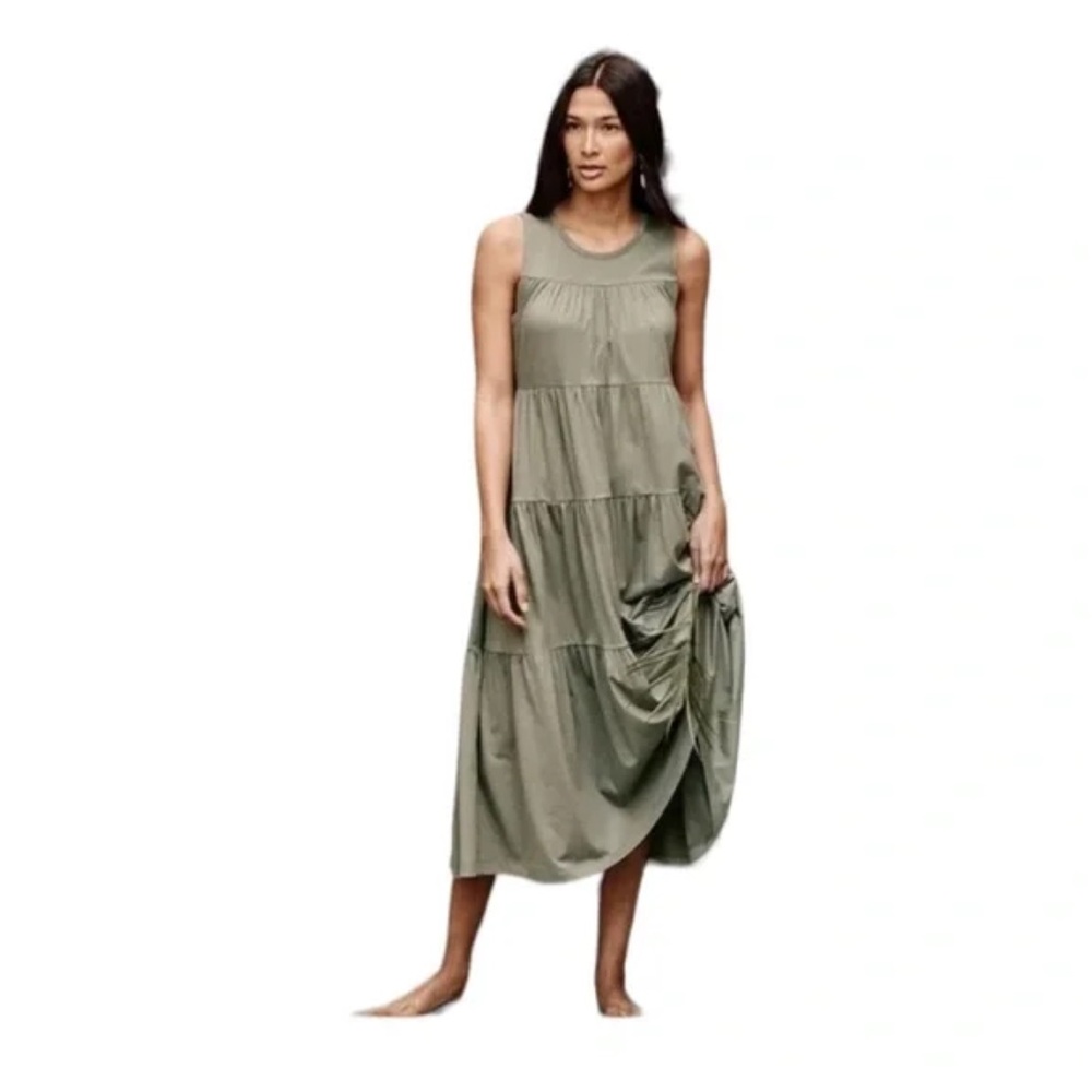 NWT Summersalt black midi dress